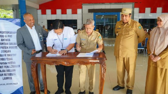 Bapenda Maros dan BRI Teken MoU Transaksi Pembayaran Pajak Bumi dan Bangunan