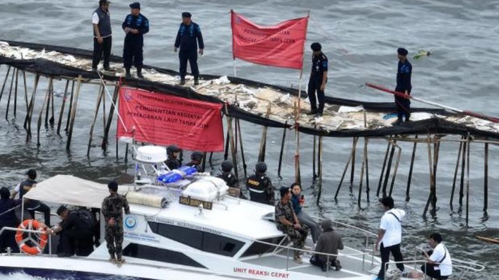 Pagar Laut di Perairan Kohod Belum Sepenuhnya Dicabut, Warga Tangerang Merasa Dibohongi