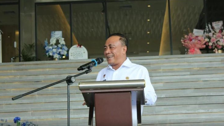 Viral! Wagub Kalbar Siap Cium Lutut Dedi Mulyadi, Tantang KDM Bangun Kalbar Pakai APBD Cuma Rp6 T