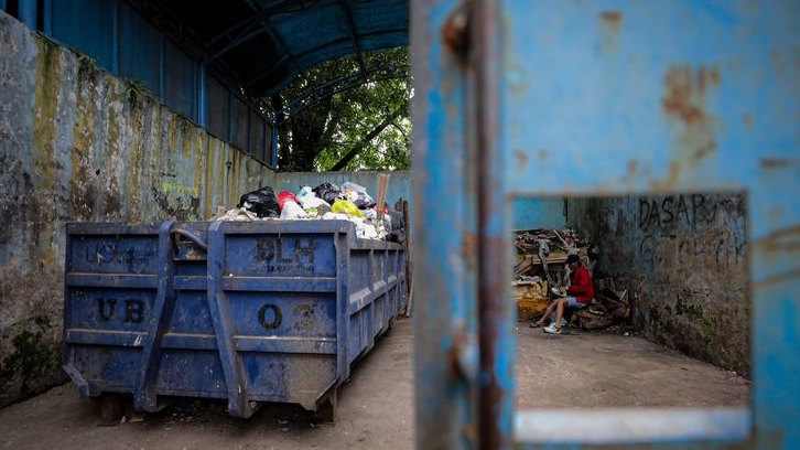 Kota Bandung Darurat Sampah, Farhan Siapkan PSEL hingga Tutup TPS Tiap Akhir Pekan