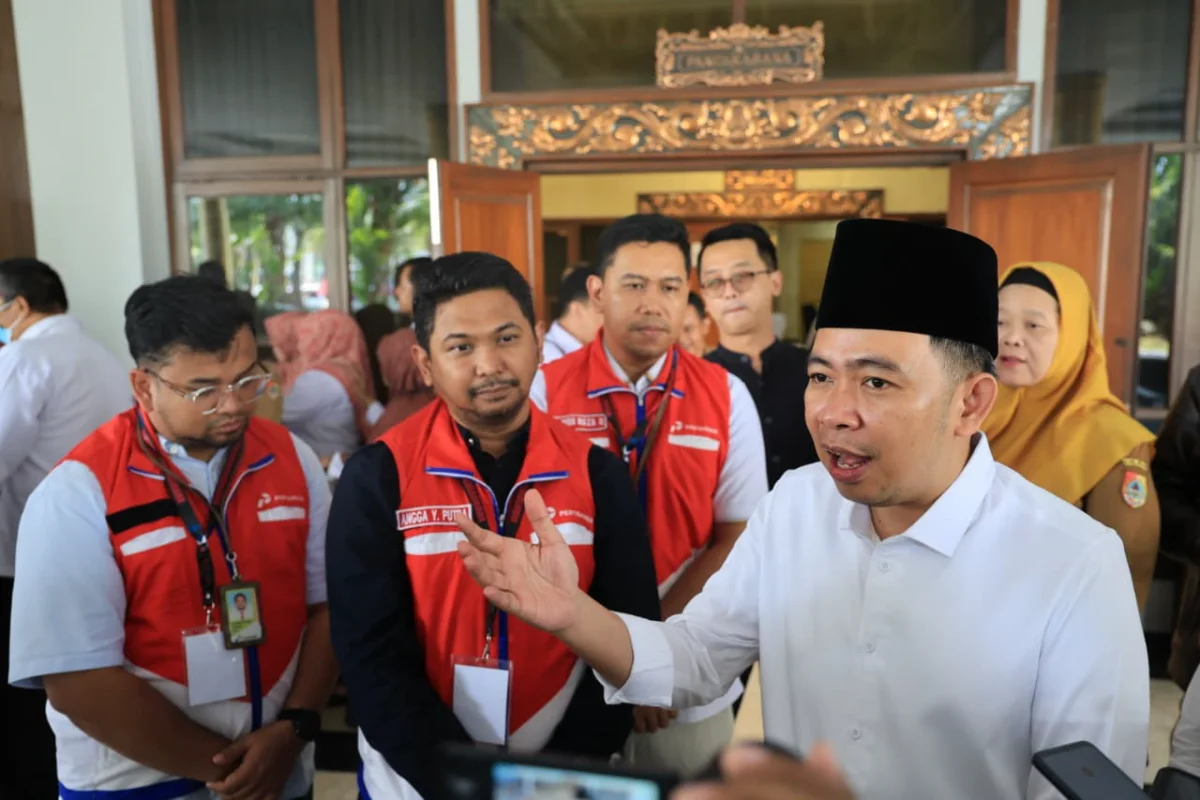 Pertamina Tambah Pasokan BBM Jember hingga 700 Kiloliter Per Hari, Bupati Gus Fawait Pastikan Krisis Teratasi
