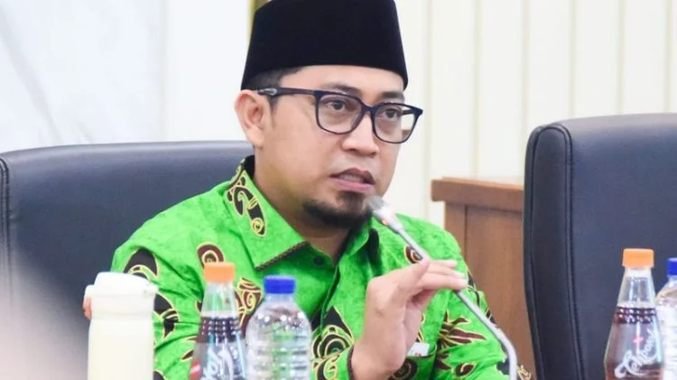 Muhammad Khozin menyampaikan sikap PKB terkait putusan MA mengenai surat penyetaraan ijazah SMA Gibran.
