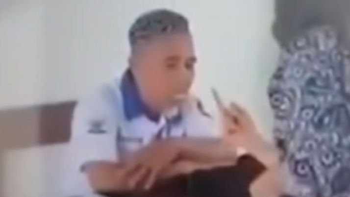 Nasib Siswi SMKN 1 Gowa Dikeluarkan Imbas Acungkan Jari Tengah ke Guru, Tak Bisa Sekolah Lagi?