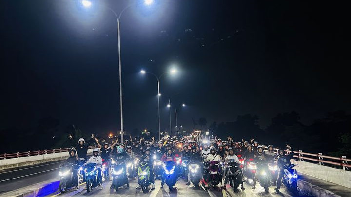 Kompak! Ratusan Bikers Honda Turun ke Jalan Ramaikan Vario Night Ride Tasikmalaya