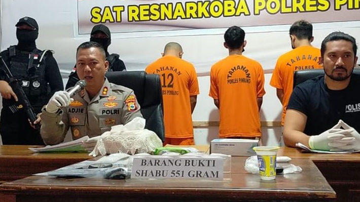 Polres Pinrang Gagalkan Peredaran 10 Bal Sabu, 4 Tersangka Diamankan