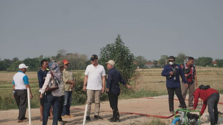 Antisipasi Ancaman El Nino, Kementan Salurkan Bantuan Irigasi Perpompaan untuk Indramayu