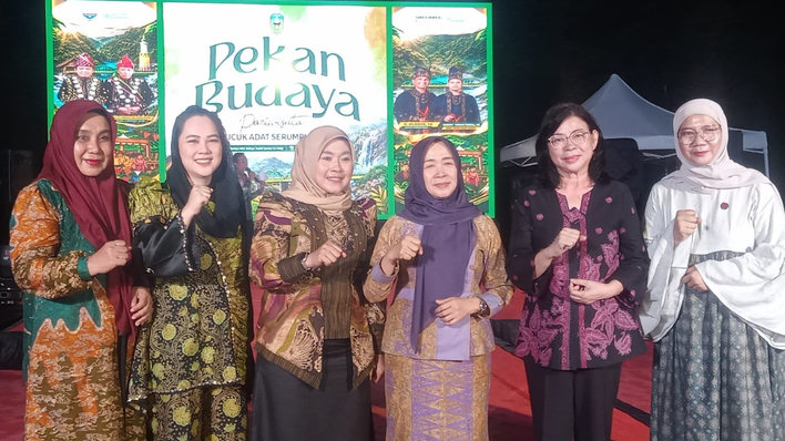 Hesnidar Haris Harapkan Pekan Budaya Jadi Benteng Generasi Muda dari Pengaruh Budaya Luar