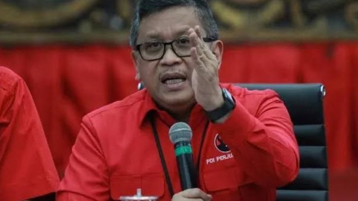 Siap Dampingi Kasus Hasto : Ronny Talapessy Siapkan 1.000 pengacara, Begini Prosesnya