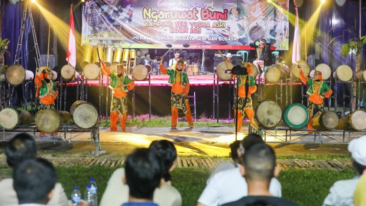Berkat Gardu Ganjar Acara Ngaruwat Bumi Kampung Seni Yudha Asri Banten Lebih Meriah