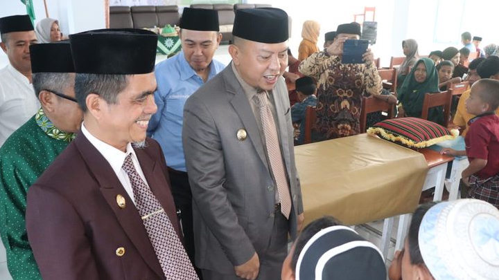 Bupati Basli Kuatkan Mental Anak yang Ikut Khitanan Massal Muhammadiyah