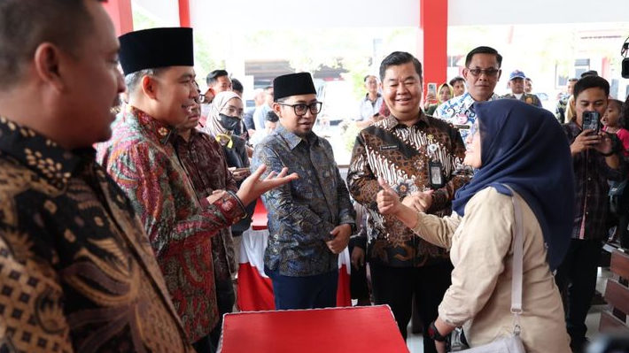Apresiasi Inovasi Peta Cinta Bupati Jember Gus Fawait, Komisi II DPR RI Beri Catatan Khusus Soal Blangko KTP dan SDM