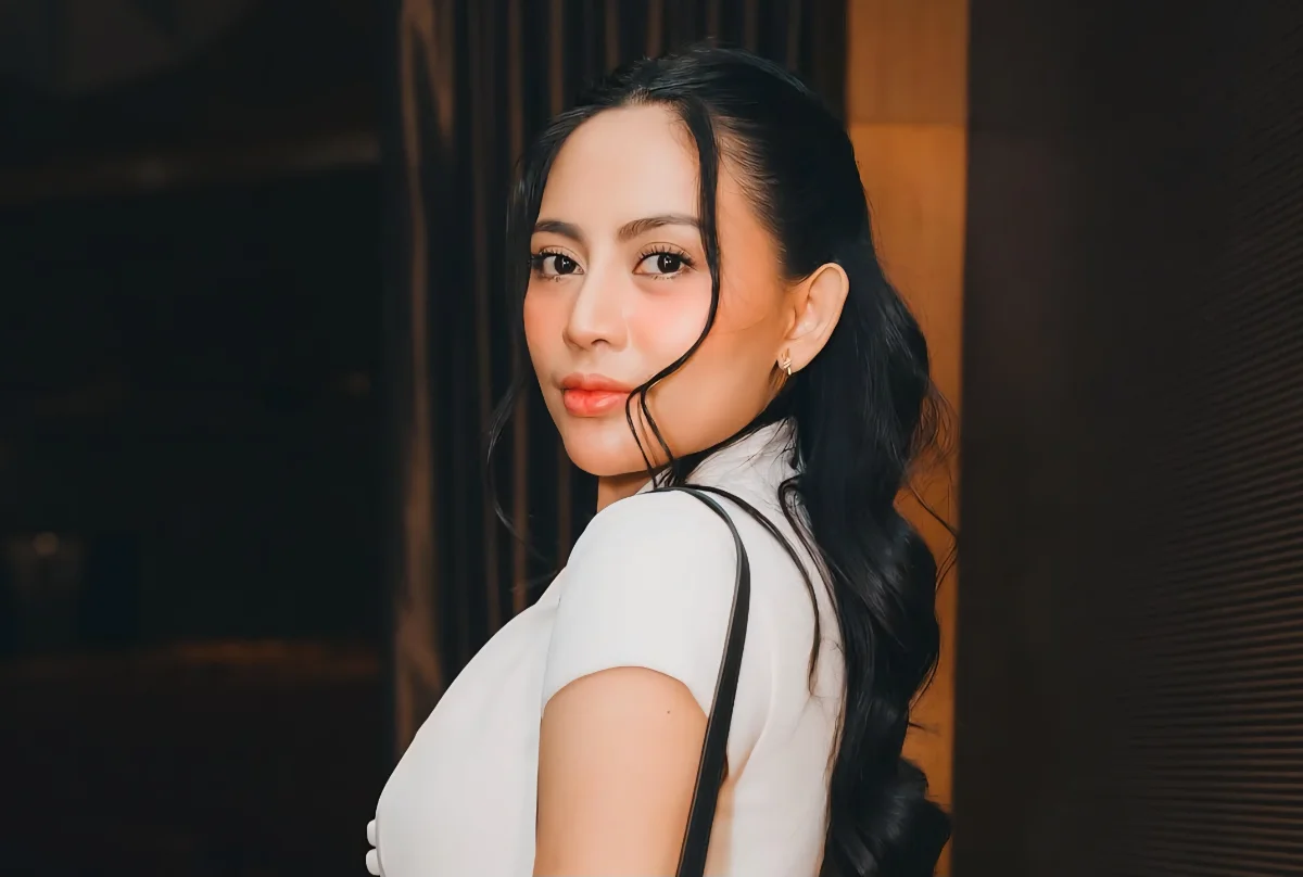 Cap Artis 02 Sulit Dihilangkan, Rachel Vennya Jawab Tudingan Tak Peduli Karhutla