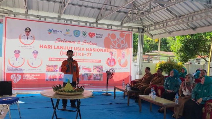 Kolaborasi Peringati HLUN 2023, Rumah Zakat Dukung Lansia Tebing Linggahara Semangat di Usia Senja