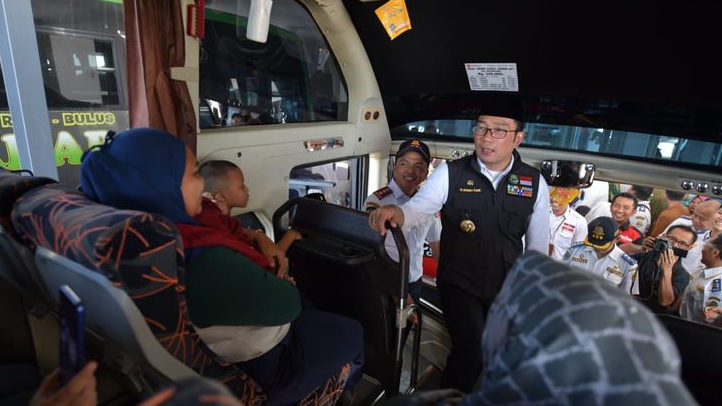 Gubernur Ridwan Kamil Resmikan Terminal Tipe B Ciledug di Kabupaten Cirebon