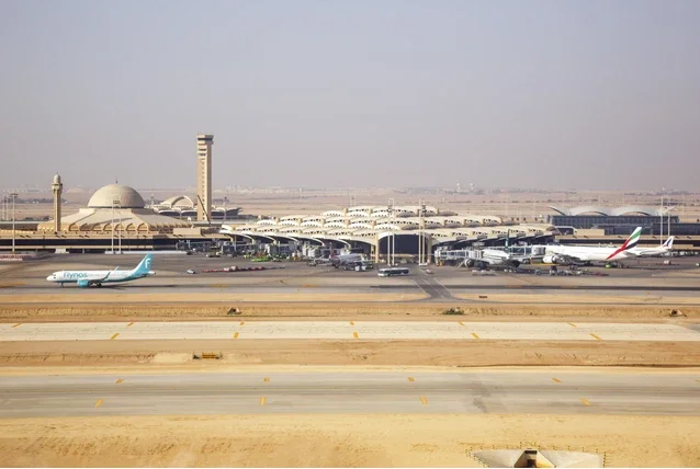  Dampak Serangan Kelompok Houthi, Bandara Internasional Riyadh Ditutup Selama Sepekan