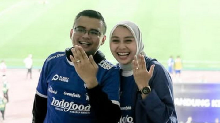 Sosok Maula Akbar, Anak Gubernur Jabar Dedi Mulyadi Lamar Wakil Bupati Garut di Stadion GBLA Usai Laga Persib