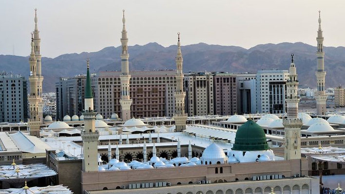 Kubahnya Dapat Membuka dan Menutup, Masjid Nabawi Tampak Lebih Indah