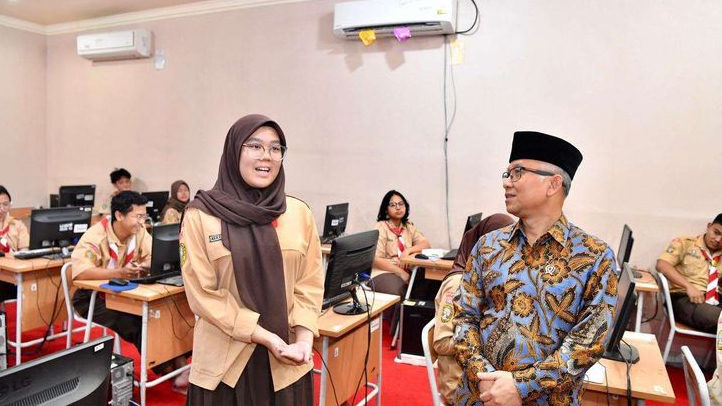 Bukan Cara Mengajar, 25 Soal Hanya Disediakan 50 Menit, Ternyata Ini Keluhan Murid Saat TKA Matematika