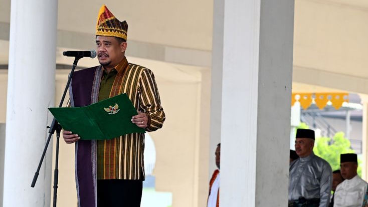 Soroti Gaji Guru pada Peringatan Hardiknas 2026 di Sumut, Bobby Nasution: Terutama untuk PPPK Paruh Waktu dan GTT, Tolong Tahun Depan Naikkan Lagi