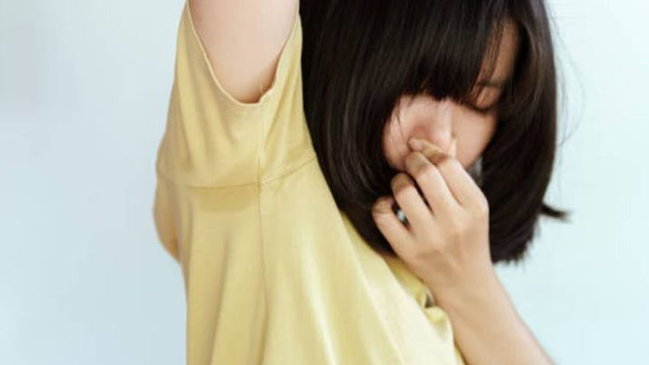 Badan Sering Bau Meski Sudah Mandi? Ini Tips Ampuh agar Tetap Wangi Seharian