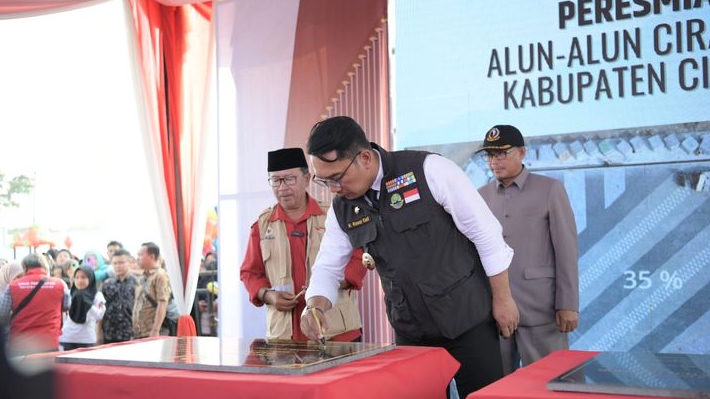 Gubernur Ridwan Kamil Resmikan Tiga Proyek di Cianjur