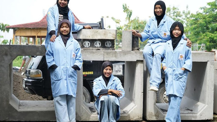 Green Concrete Unigoro Tembus PIMNAS 2025, Angkat Riset Beton Ramah Lingkungan