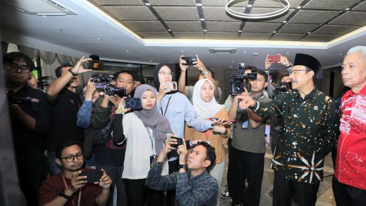 Begini Kemensos Paparkan Detail Spesifikasi Empat Jenis Sepatu Siswa Sekolah Rakyat!