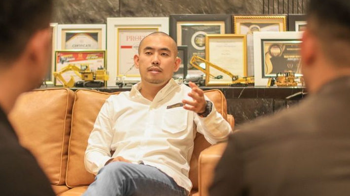 Kiprah George Santos dalam Membangun Usaha dan Lapangan Kerja