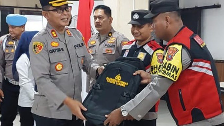 Launching Pelatihan Polisi RW, Kapolres Labusel: Jalankan Amanah Betugas di Masyarakat