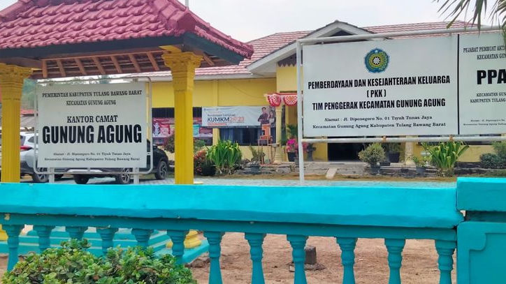 Camat Gunung Agung Temukan Kejanggalan di Proyek Jalan Ounderlagh Jaya Murni