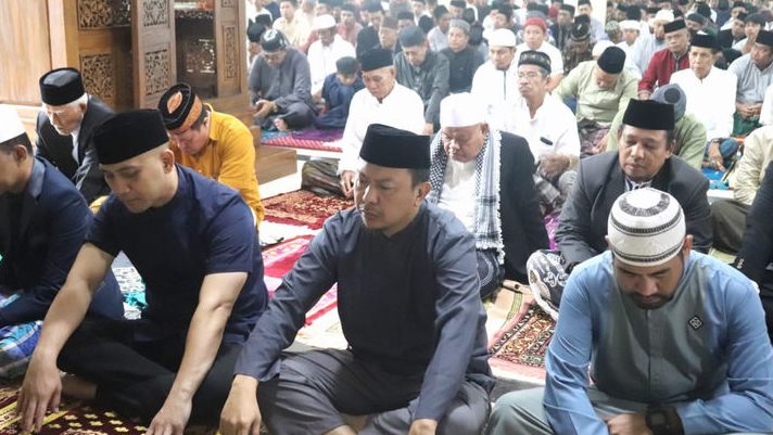 Moment Idul Adha 1444H, Bupati Basli Ali Ajak Masyarakat Tingkatkan Kepedulian Sesama