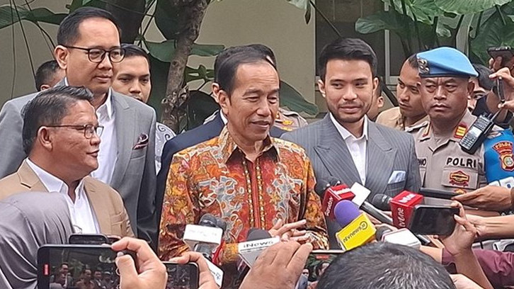 Jika Polisi Melihat Ijazah dan Skripsi Asli Jokowi, Laporan di Polda Metro Baru Bisa Dilanjutkan