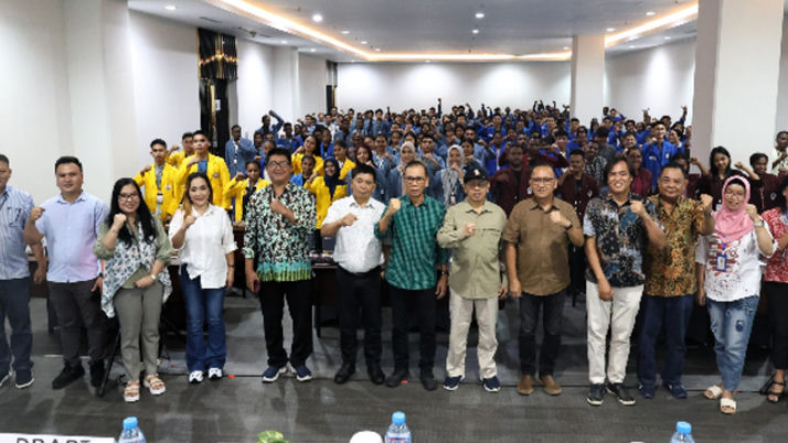 Program Beasiswa ADik Kemdiktisaintek Tanamkan Nilai Kebangsaan dan Bela Negara di Manado