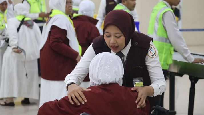 Imigrasi Cirebon Sukses Kawal Keberangkatan 17.585 Jamaah Haji dari BIJB Kertajati
