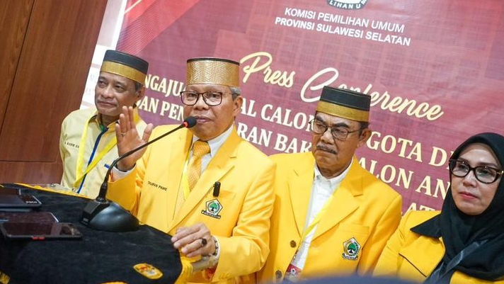 Pakai Mobil Listrik Daftar Bacaleg Golkar, Taufan Pawe Optimistis Golkar Sulsel Kembali Jaya
