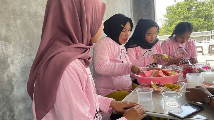 Srikandi Ganjar Gelar Pelatihan Membuat Salad Sebagai Peluang Bisnis Milenial Banyuasin