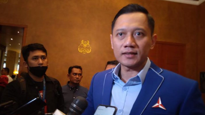 AHY Pimpin Pendaftaran Bacaleg ke KPU, Optimis Partai Demokrat 3 Besar