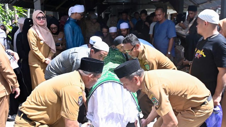 Bupati Indah Lepas Jenazah Lurah Kappuna Faisal Midun: Pejabat yang Ramah