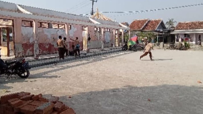 Rehabilitasi Bangunan SD di Karawang Dilakukan oleh Pihak Ketiga