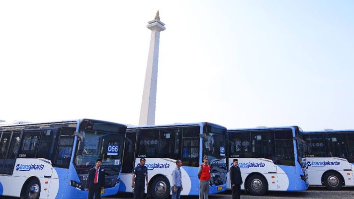 Rencana Kenaikan Tarif TransJakarta Pramono Anung Minta Kajian Matang Sebelum Diputuskan