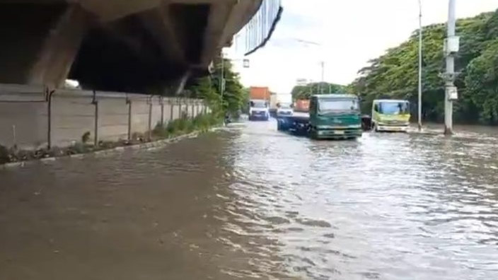 Darurat Banjir, Menteri Pratikno Tekankan Urgensi Evakuasi Warga hingga Operasi Modifikasi Cuaca Jabodetabek