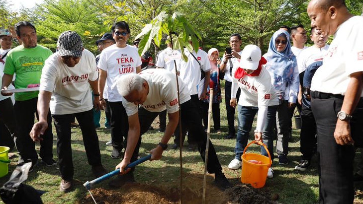 Ganjar Pranowo Ajak Masyarakat Maksimalkan Pemanfaatan-Pengelolaan Sampah: Jadikan Nilai Ekonomis