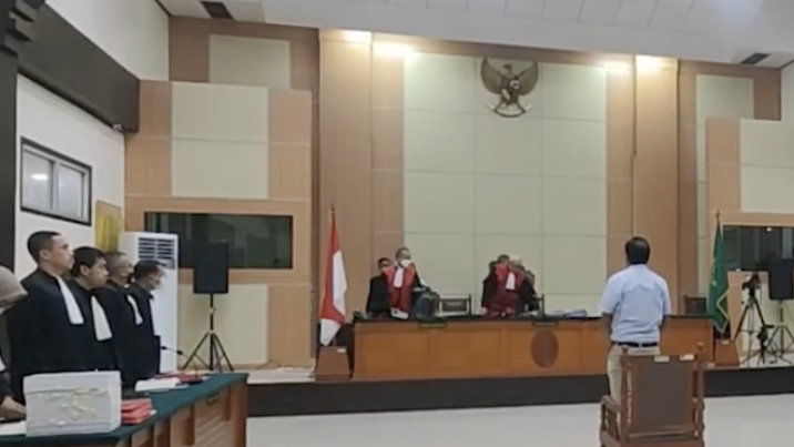 Tak Hadir Saat Sidang, Haris Azhar dan Fatia Tantang Luhut Binsar