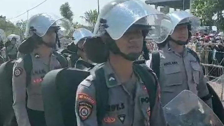Ponpes Al Zaytun Kembali Didemo, Polres Indramayu dan Polda Jabar Kerahkan Ribuan Pasukan