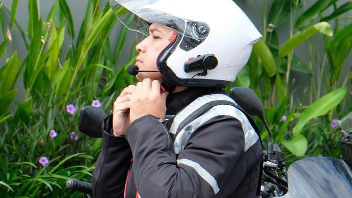 Pentingnya Merawat Helm Sepeda Motor Secara Rutin