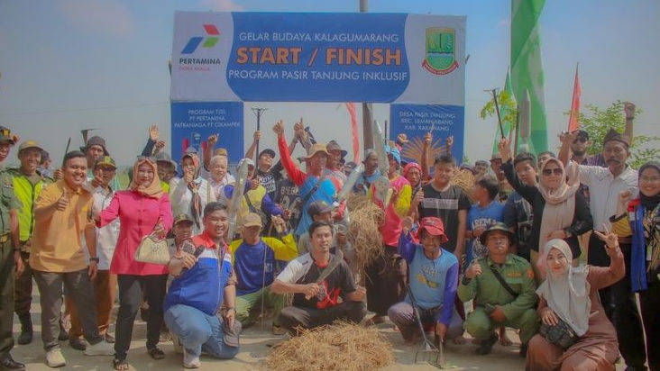 Tingkatkan Semangat Petani, Pertamina Patra Niaga Regional JBB Gelar Budaya Kalagumarang di Desa Pasir Tanjung Karawang