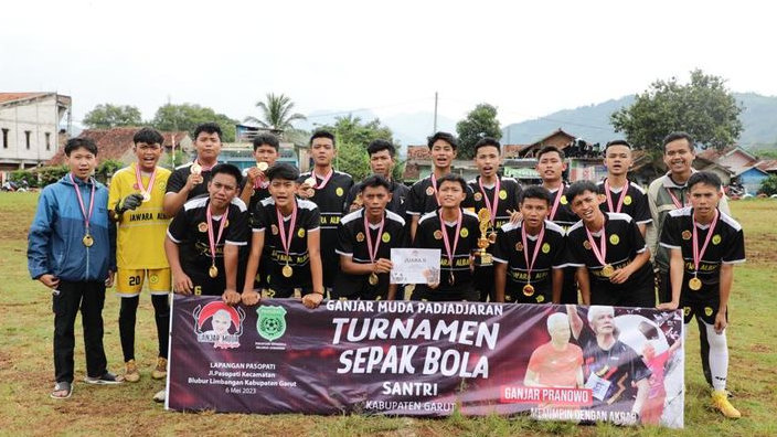 Terinspirasi Sosok Ganjar, GMP Jabar Gelar Turnamen Sepak Bola Santri