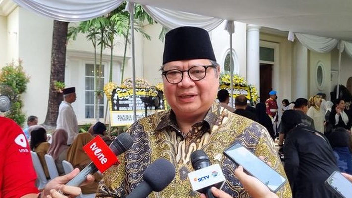 Karlinah Istri Wapres Umar Wirahadikusumah Ternyata Masih Keluarga Menko Airlangga Hartarto