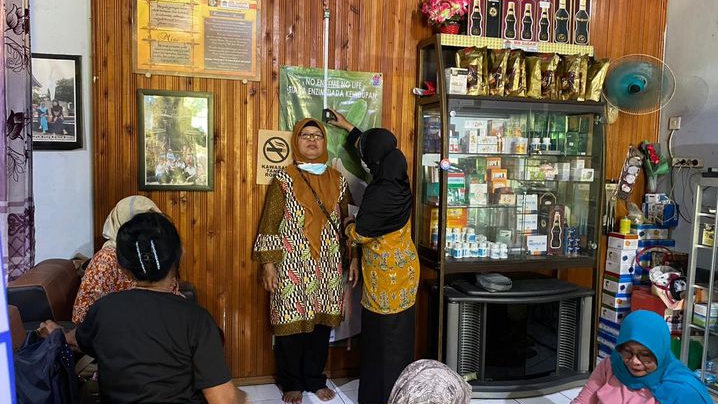 Mak Ganjar Kalteng Adakan Posyandu Lansia di Palangkaraya