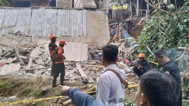 Respon Cepat Kemensos: Bantuan untuk Korban Musibah Bangunan Roboh Peringatan Maulid Nabi di Bogor